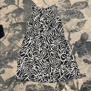 Anne Klein Black and White Midi Dress